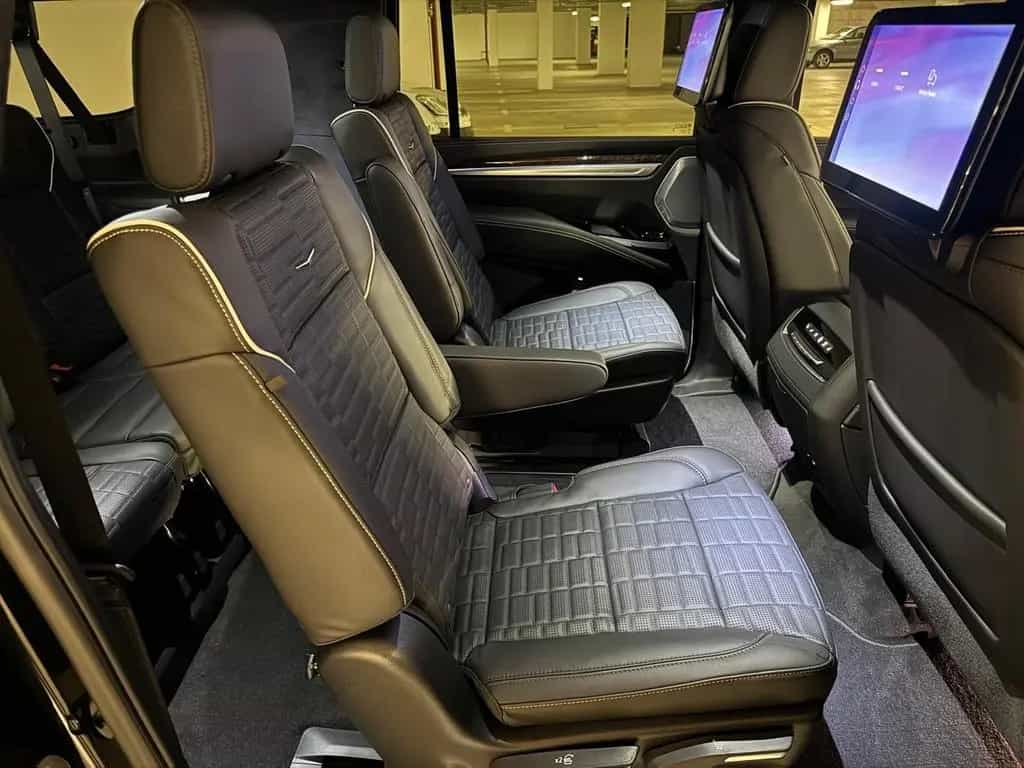 Cadillac Escalade ESV+SPORT+PLATINUM+6.2V8+EU+NEU null-photo-32