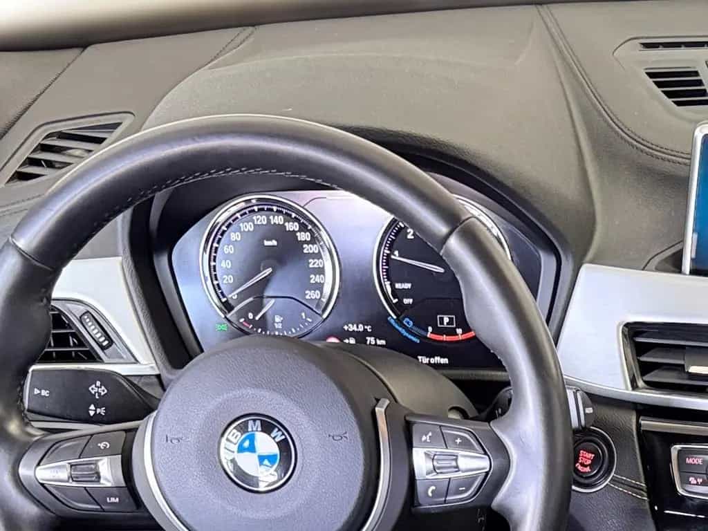 BMW X2 sDrive18i*M Sport*LED*Navi*Kamera*HiFi*Pano* 07/2020-photo-13