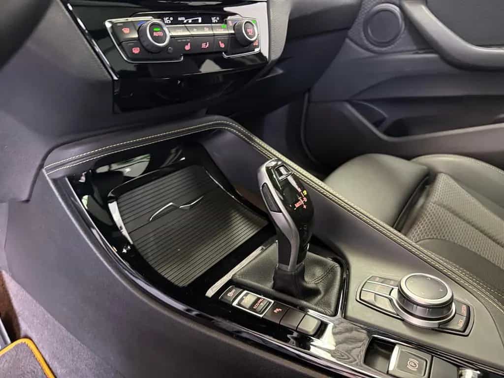 BMW X2 sDrive18i*M Sport*LED*Navi*Kamera*HiFi*Pano* 07/2020-photo-18