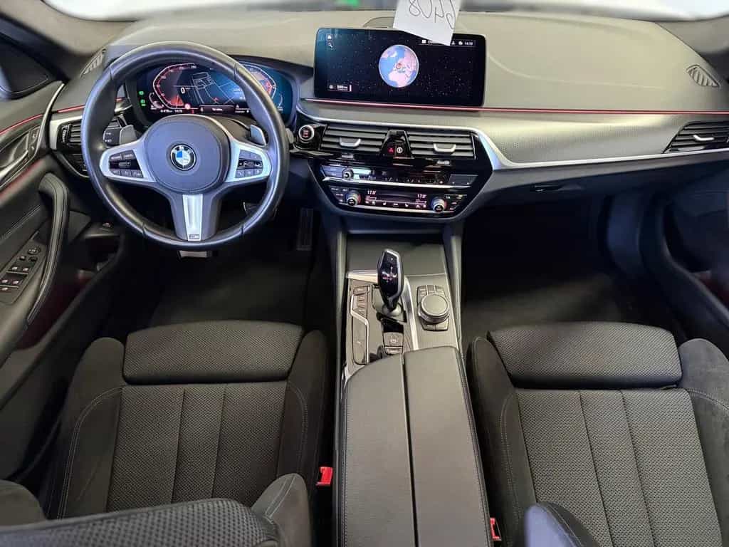 BMW 520 dTxDrive*M Sport*A.LED*Navi*Kamera*AHK*HiFi* 10/2020-photo-16