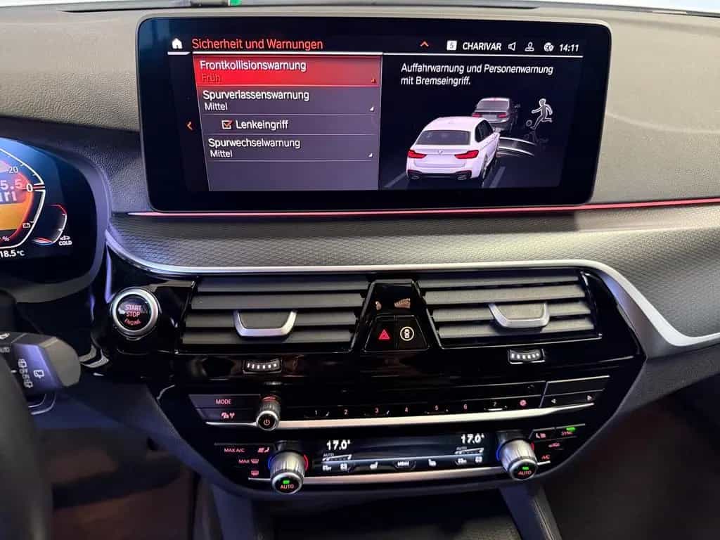 BMW 520 dTxDrive*M Sport*A.LED*Navi*Kamera*AHK*HiFi* 10/2020-photo-24