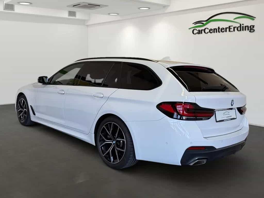 BMW 520 dTxDrive*M Sport*A.LED*Navi*Kamera*AHK*HiFi* 10/2020-photo-4