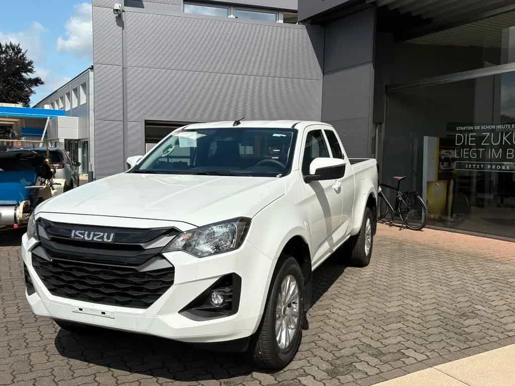 Isuzu D-Max Space Cab LS null-photo-0