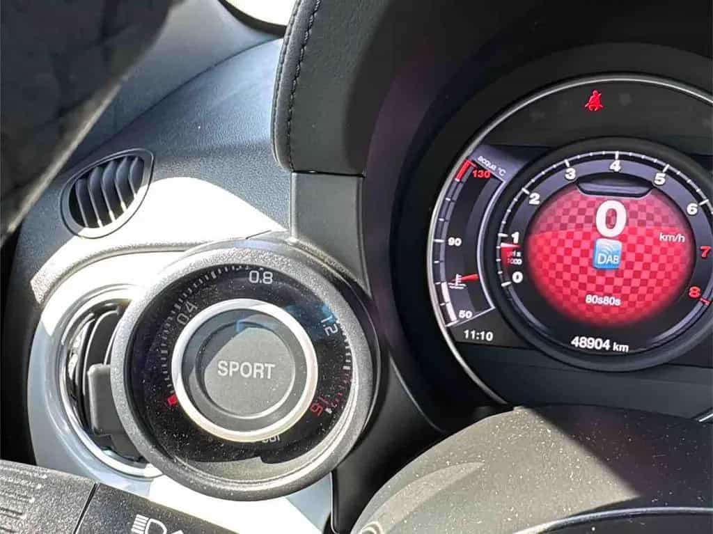Abarth 595 PDC DAB+ 17" LM Android CarPlay 02/2022-photo-14