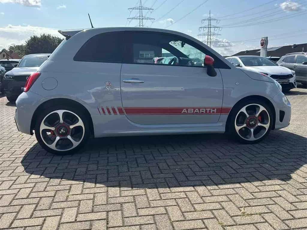 Abarth 595 PDC DAB+ 17" LM Android CarPlay 02/2022-photo-23