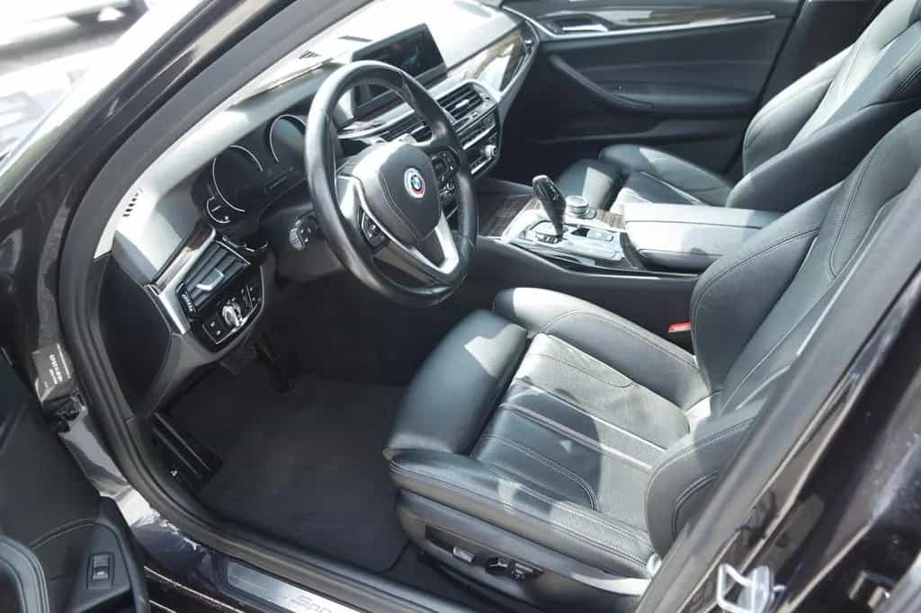BMW 5 Series 520 Baureihe 5 Touring 520 d Sport Line 11/2018-photo-5
