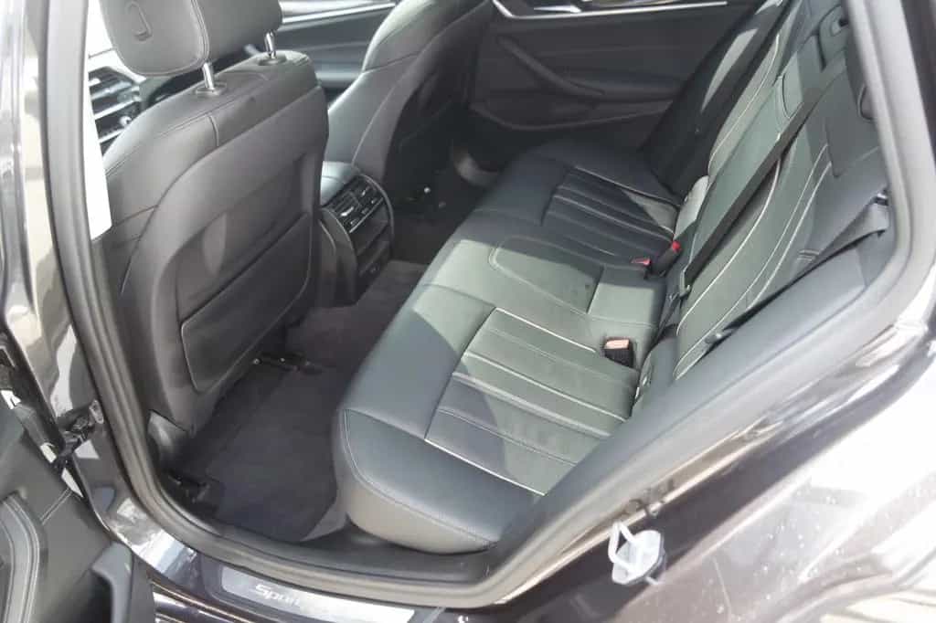 BMW 5 Series 520 Baureihe 5 Touring 520 d Sport Line 11/2018-photo-6