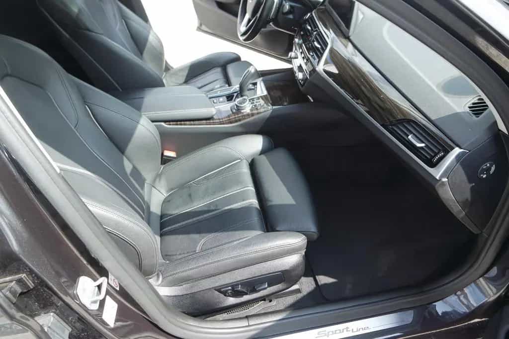 BMW 5 Series 520 Baureihe 5 Touring 520 d Sport Line 11/2018-photo-7