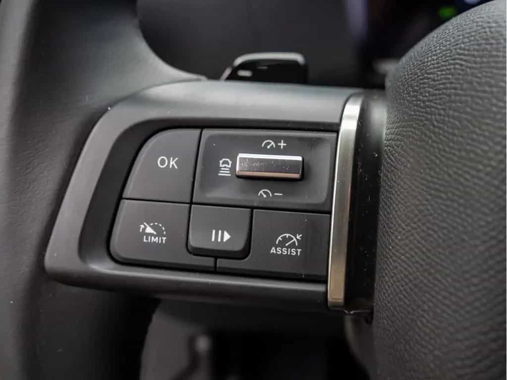 Citroën C4 Lim. 1.2 Max PDC SHZ KAMERA NAVI ACC HUD LED 01/2024-photo-18