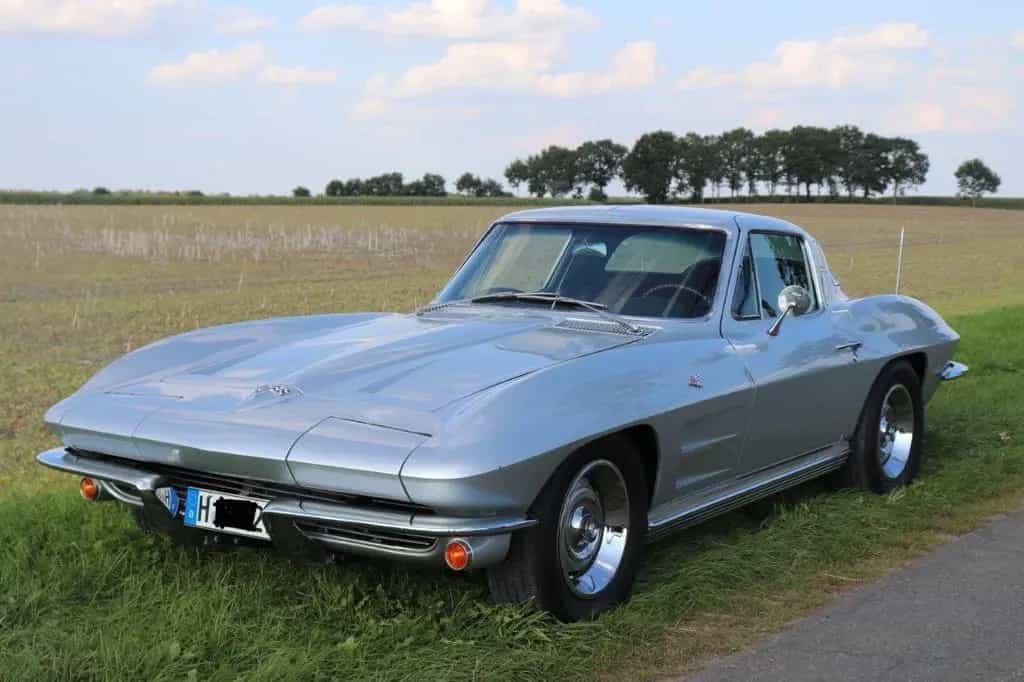 Corvette C2 Coupe-restauriert, TopZustand, Matching, L76 07/1964-photo-0