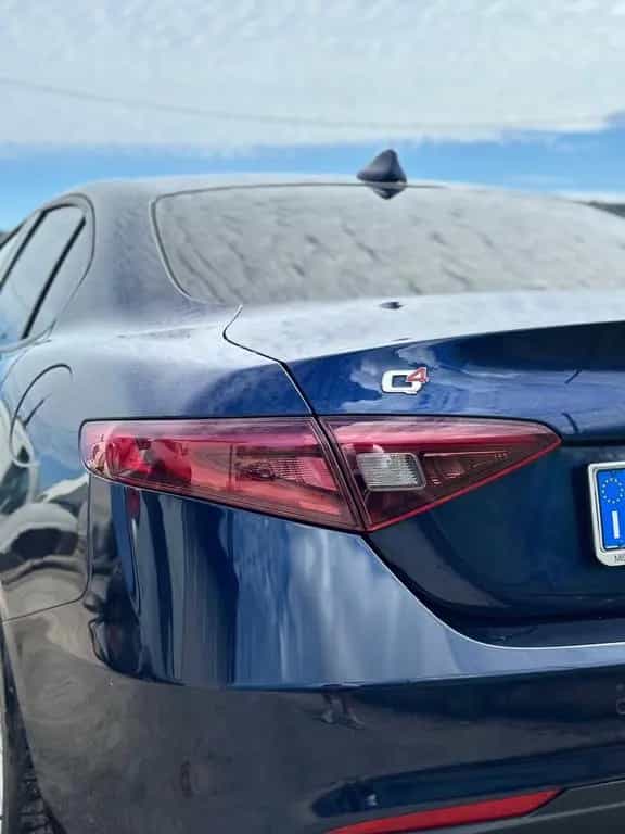 Alfa Romeo Giulia 2.2 Turbodiesel 180 CV AT8 AWD 08/2018-photo-11