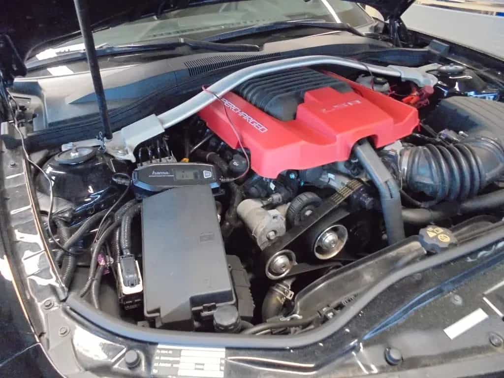 Chevrolet Camaro 6.2 V8 ZL1 Supercharged 740 PS LSD Türen 02/2014-photo-13