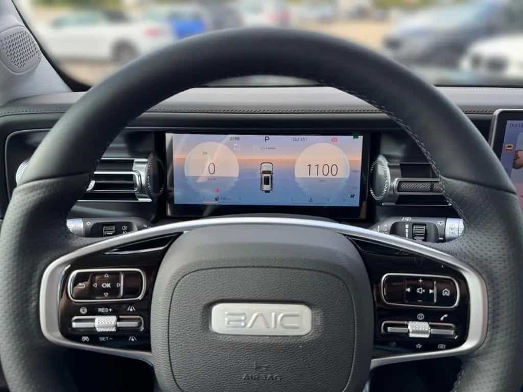 BAIC BJ40 4WD +LEDER+PANO+ACC+LED+SHZ+LHZ+PDC+360-CAM null-photo-19