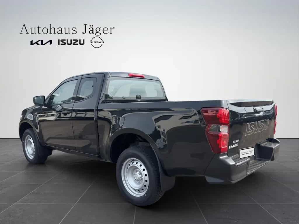 Isuzu D-Max Space Cab 4x4 L A/T null-photo-2