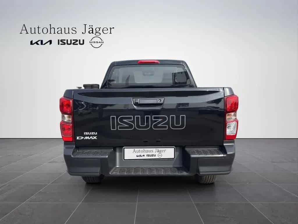 Isuzu D-Max Space Cab 4x4 L A/T null-photo-3