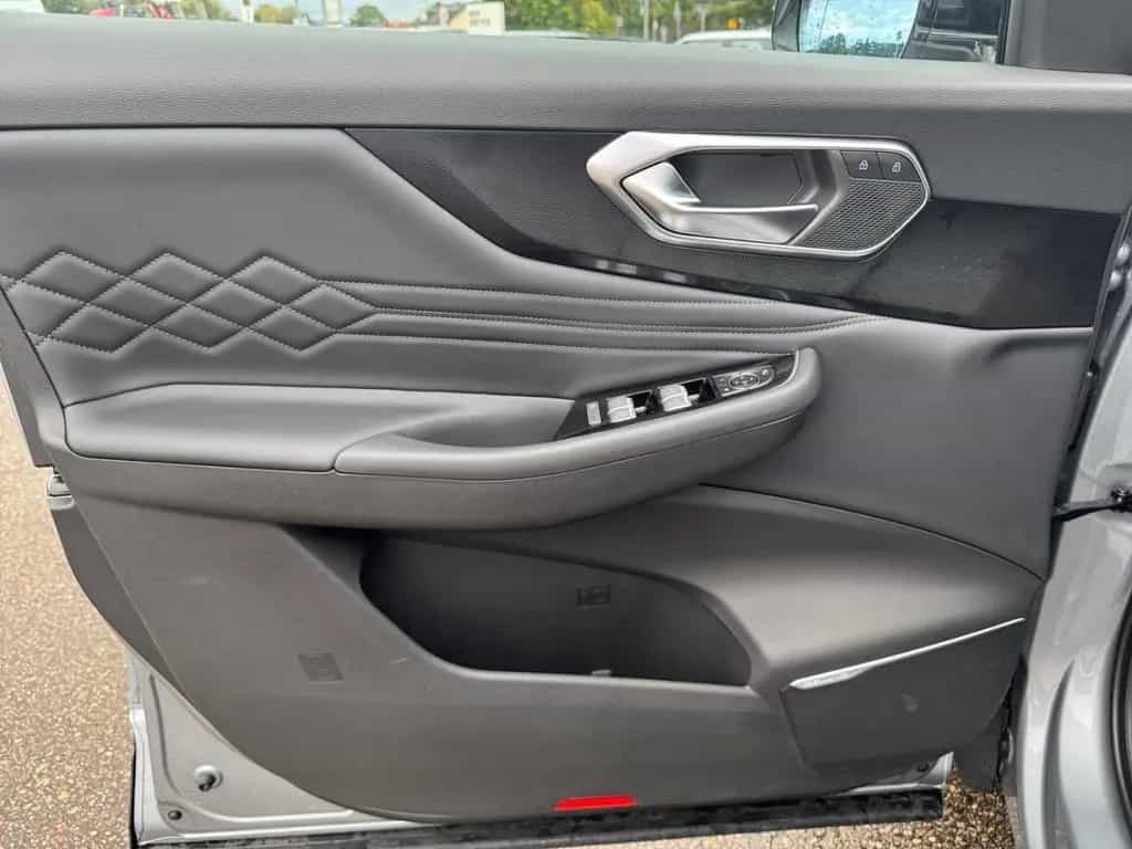 BAIC Beijing X75 X75 +LEDER+PANO+ACC+LED+SHZ+PDC+360-CAM+KEYLESS null-photo-13