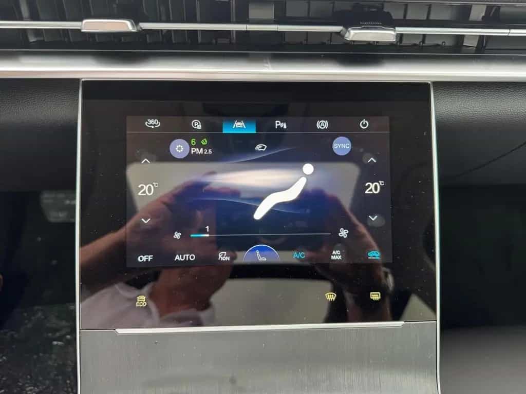 BAIC Beijing X75 X75 +LEDER+PANO+ACC+LED+SHZ+PDC+360-CAM+KEYLESS null-photo-19