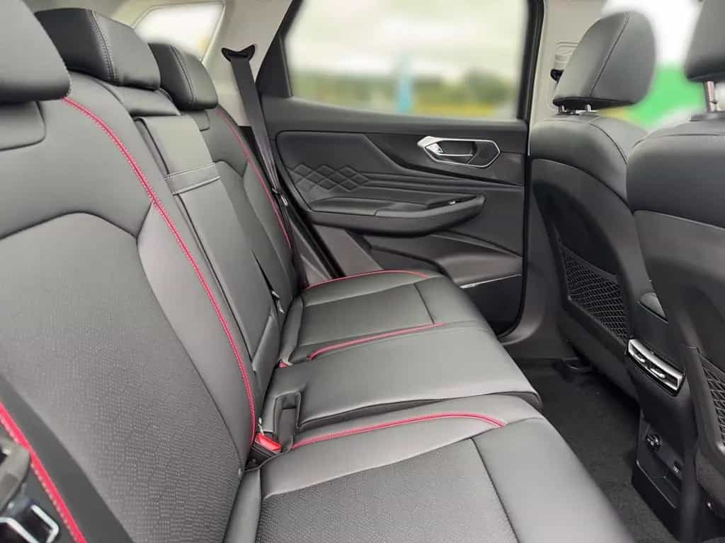 BAIC Beijing X75 X75 +LEDER+PANO+ACC+LED+SHZ+PDC+360-CAM+KEYLESS null-photo-26