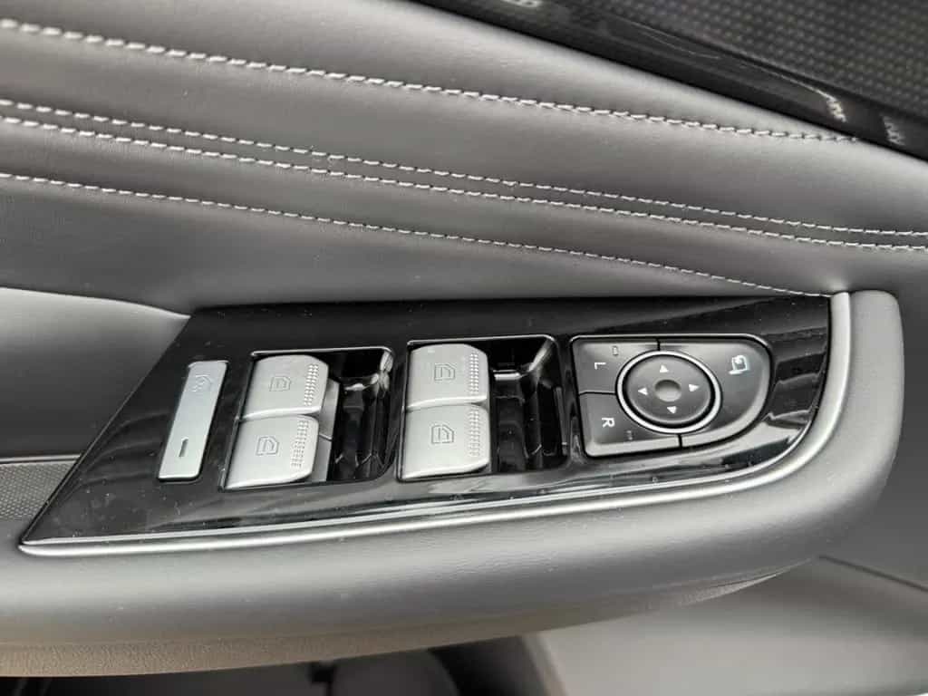 BAIC Beijing X75 X75 +LEDER+PANO+ACC+LED+SHZ+PDC+360-CAM+KEYLESS null-photo-33
