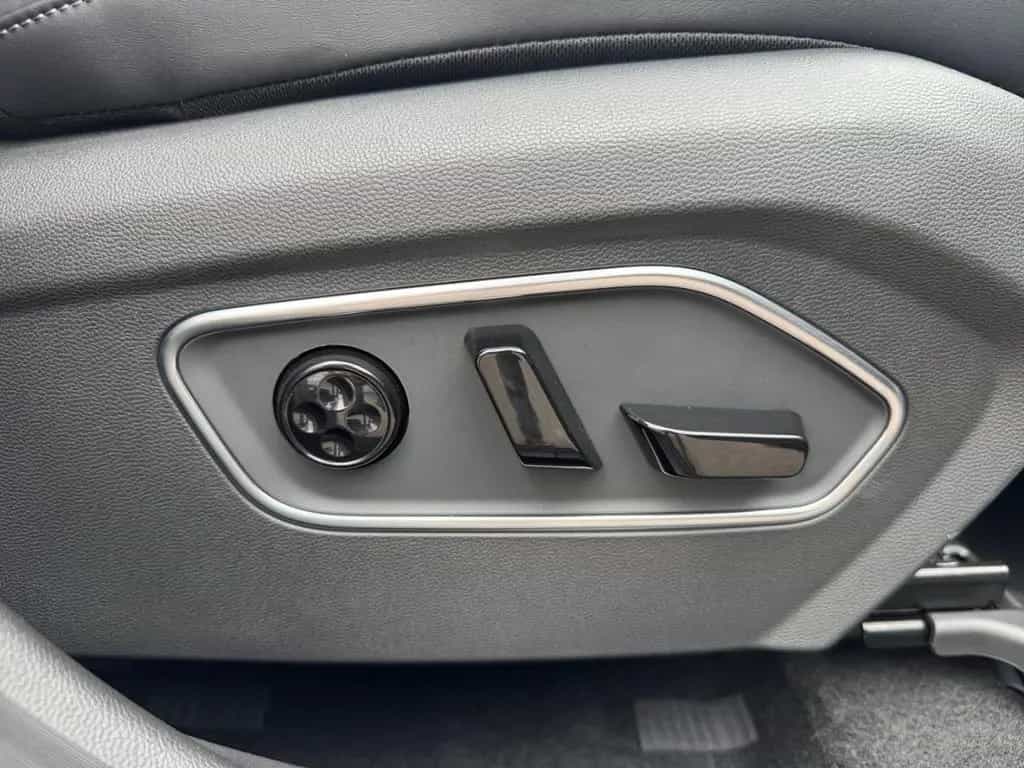 BAIC Beijing X75 X75 +LEDER+PANO+ACC+LED+SHZ+PDC+360-CAM+KEYLESS null-photo-41