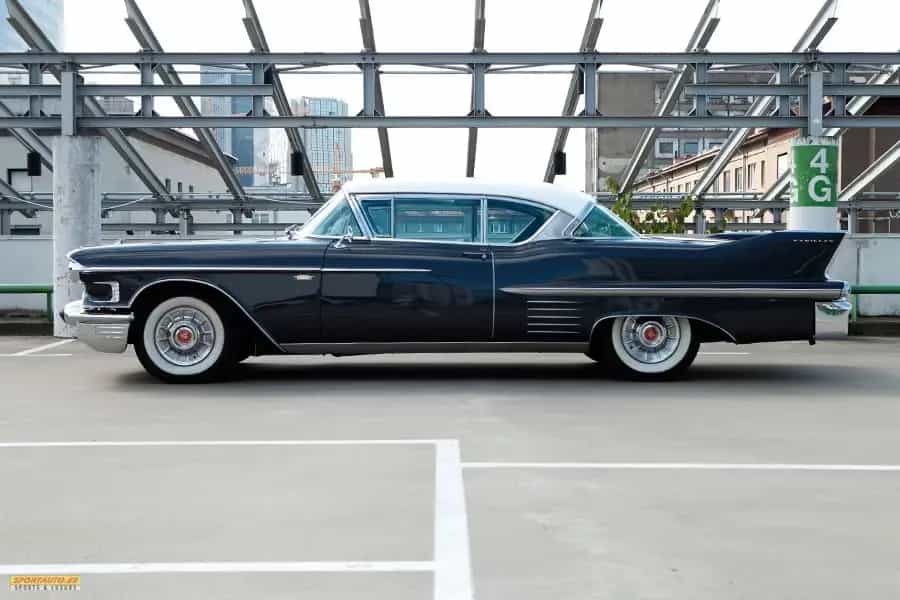 Cadillac Deville Coupe de Ville Series 62 01/1958-photo-0