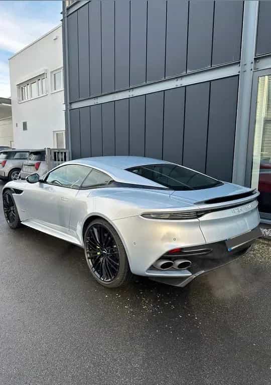 Aston Martin DBS Superleggera Coupe 04/2021-photo-4