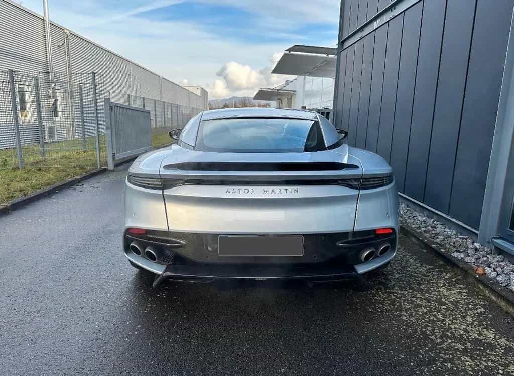 Aston Martin DBS Superleggera Coupe 04/2021-photo-5