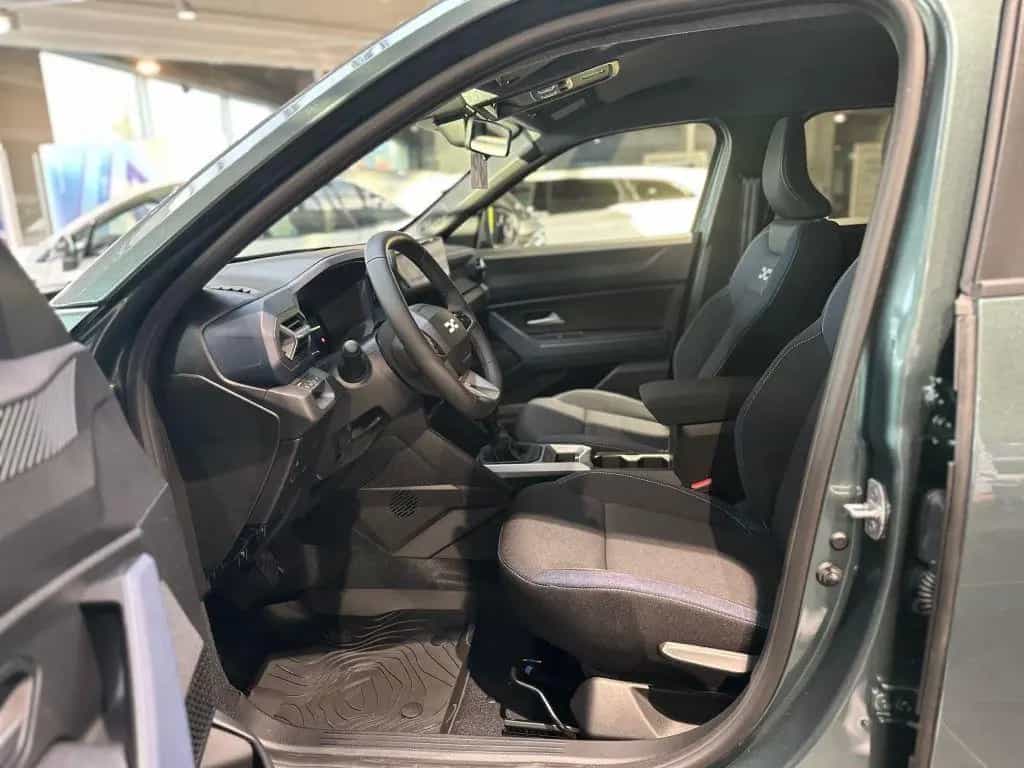 Dacia Duster Journey TCe 130 PS -SOFORT- 04/2025-photo-15