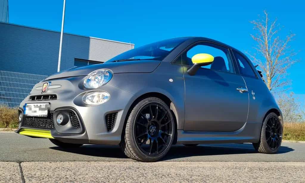 Abarth 595C 1.4 T-Jet 16V 595C Pista Monza AGA 70 Years 06/2020-photo-2