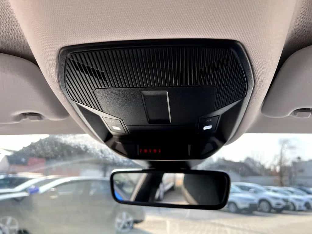 Peugeot 308 1.2 PureTech 130 Allure *LED Navi Leder DAB* 09/2023-photo-24