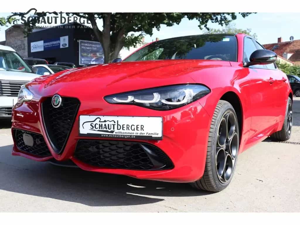 Alfa Romeo Giulia Intensa Q4 2.0 Turbo 16V EU6e AD Panorama 11/2025-photo-0