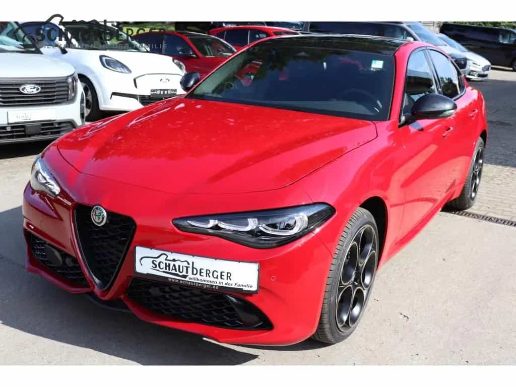 Alfa Romeo Giulia Intensa Q4 2.0 Turbo 16V EU6e AD Panorama 11/2025-photo-1