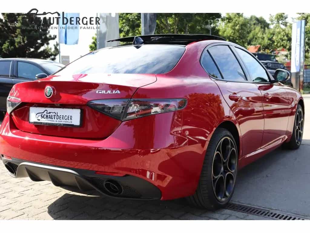 Alfa Romeo Giulia Intensa Q4 2.0 Turbo 16V EU6e AD Panorama 11/2025-photo-11