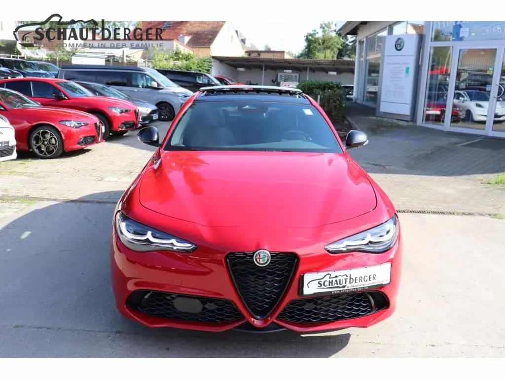 Alfa Romeo Giulia Intensa Q4 2.0 Turbo 16V EU6e AD Panorama 11/2025-photo-2