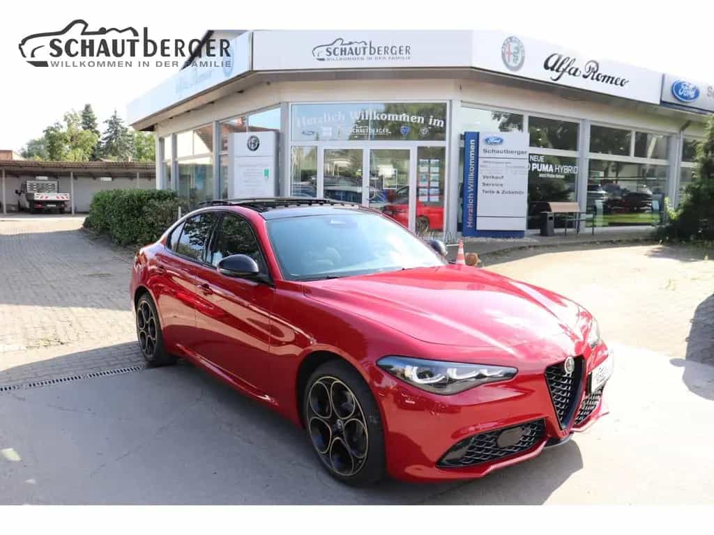 Alfa Romeo Giulia Intensa Q4 2.0 Turbo 16V EU6e AD Panorama 11/2025-photo-4