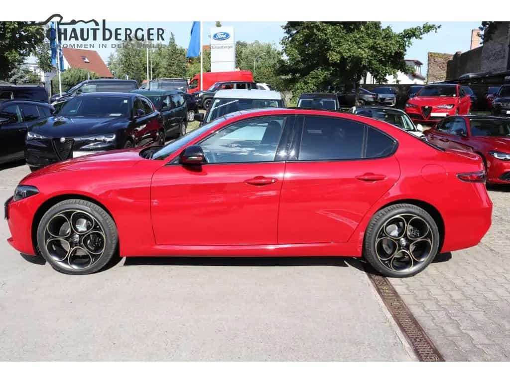 Alfa Romeo Giulia Intensa Q4 2.0 Turbo 16V EU6e AD Panorama 11/2025-photo-9