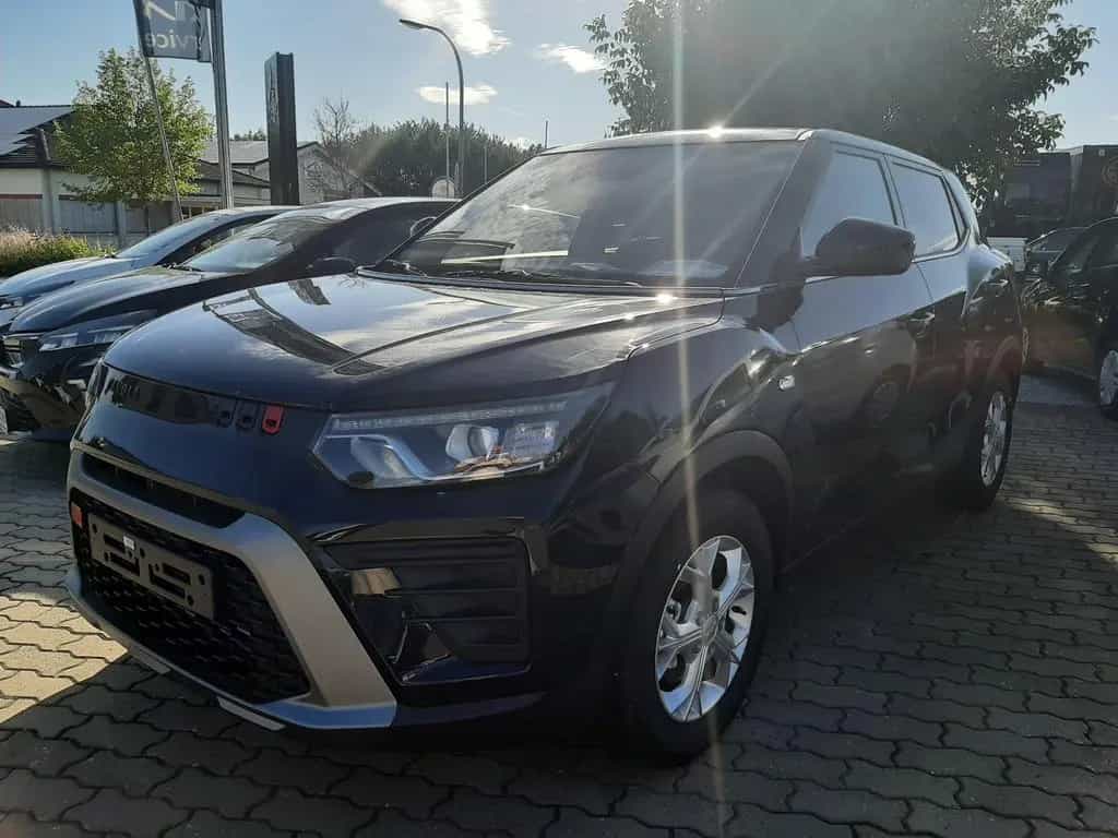 KGM Tivoli 1.5 T-GDI Essential (Nomad) null-photo-0