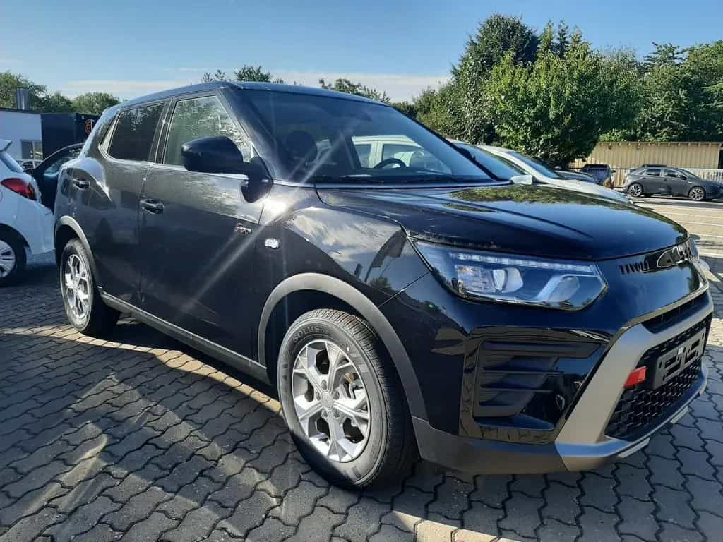KGM Tivoli 1.5 T-GDI Essential (Nomad) null-photo-2