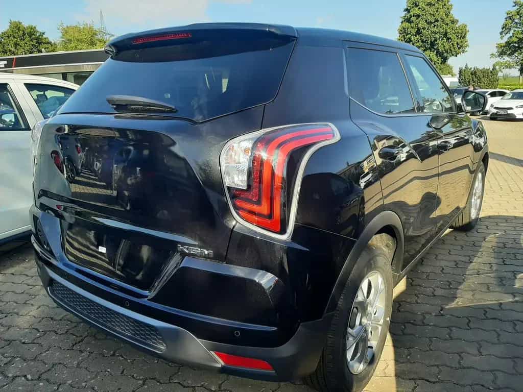 KGM Tivoli 1.5 T-GDI Essential (Nomad) null-photo-3