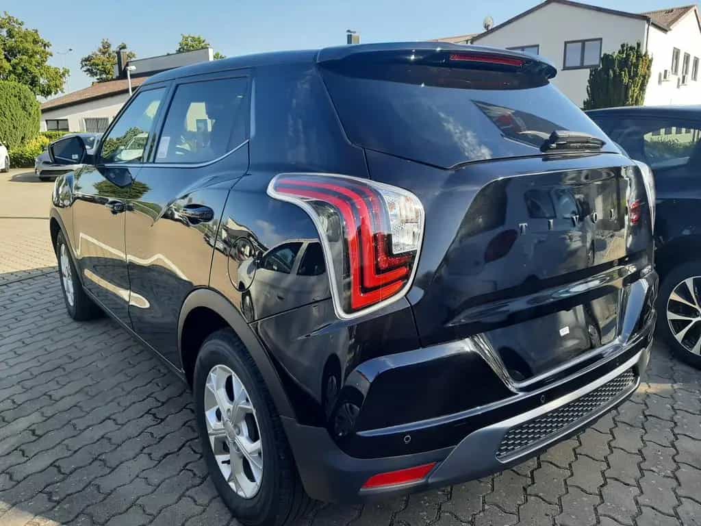 KGM Tivoli 1.5 T-GDI Essential (Nomad) null-photo-4