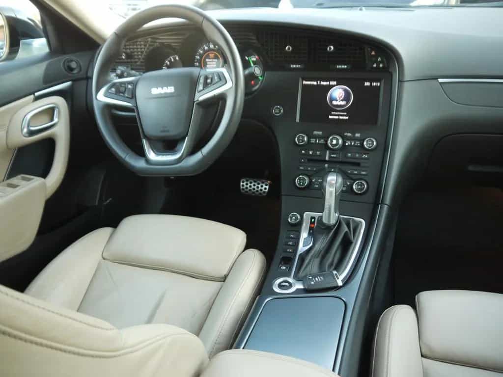 Saab 9-5 Lim. XWD Aero/1. Hand/Automatik/Head-Up 08/2010-photo-10