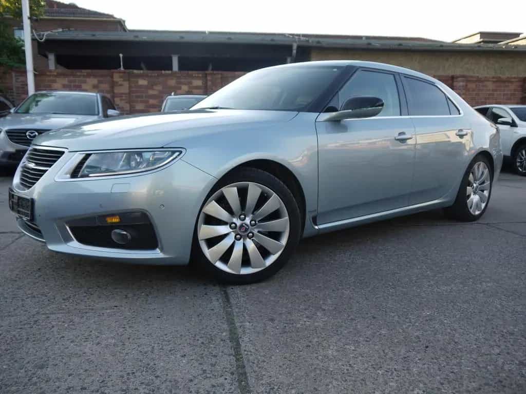 Saab 9-5 Lim. XWD Aero/1. Hand/Automatik/Head-Up 08/2010-photo-2