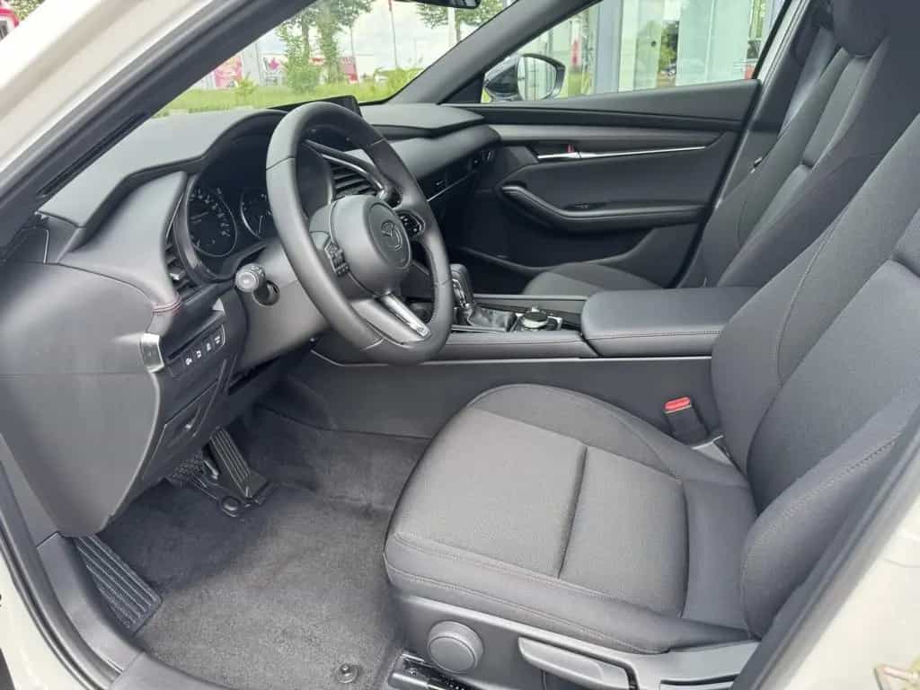 Mazda 3 2.5L e-SKYACTIV G 140ps Homura LED PDC 07/2025-photo-9