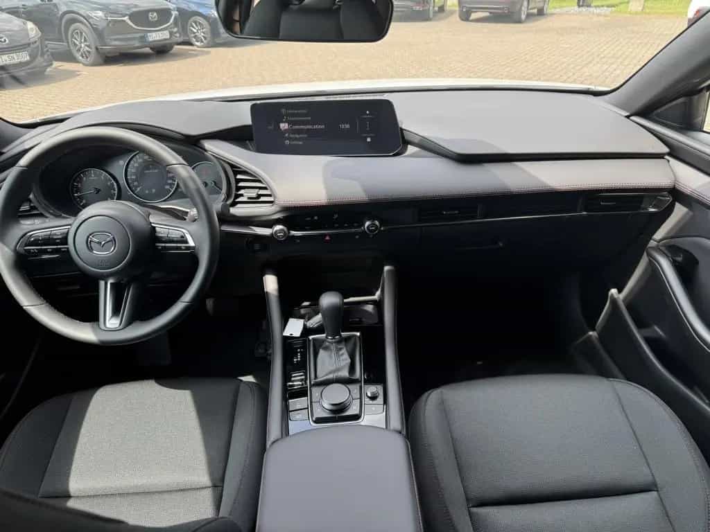 Mazda 3 2.5L e-SKYACTIV G 140ps Homura LED PDC 07/2025-photo-13