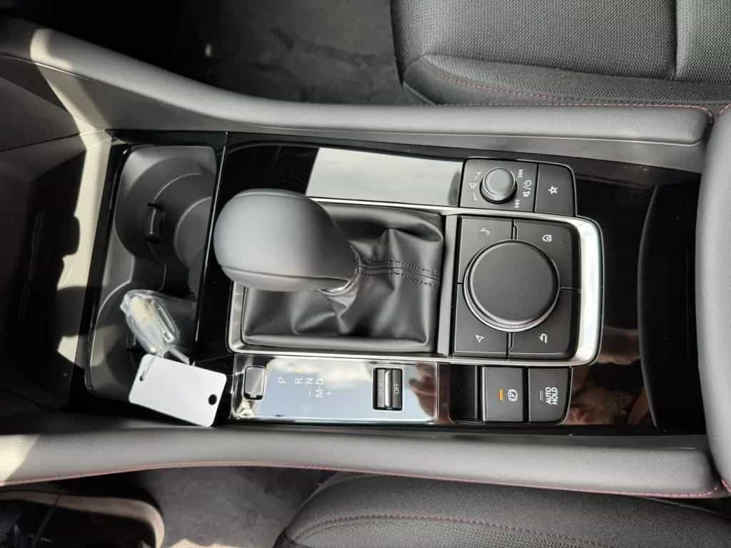 Mazda 3 2.5L e-SKYACTIV G 140ps Homura LED PDC 07/2025-photo-23