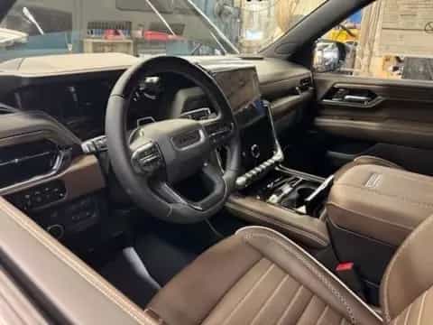 GMC Yukon DENALI ULTIMATE+NEW+FULLoptions+BERLIN null-photo-5