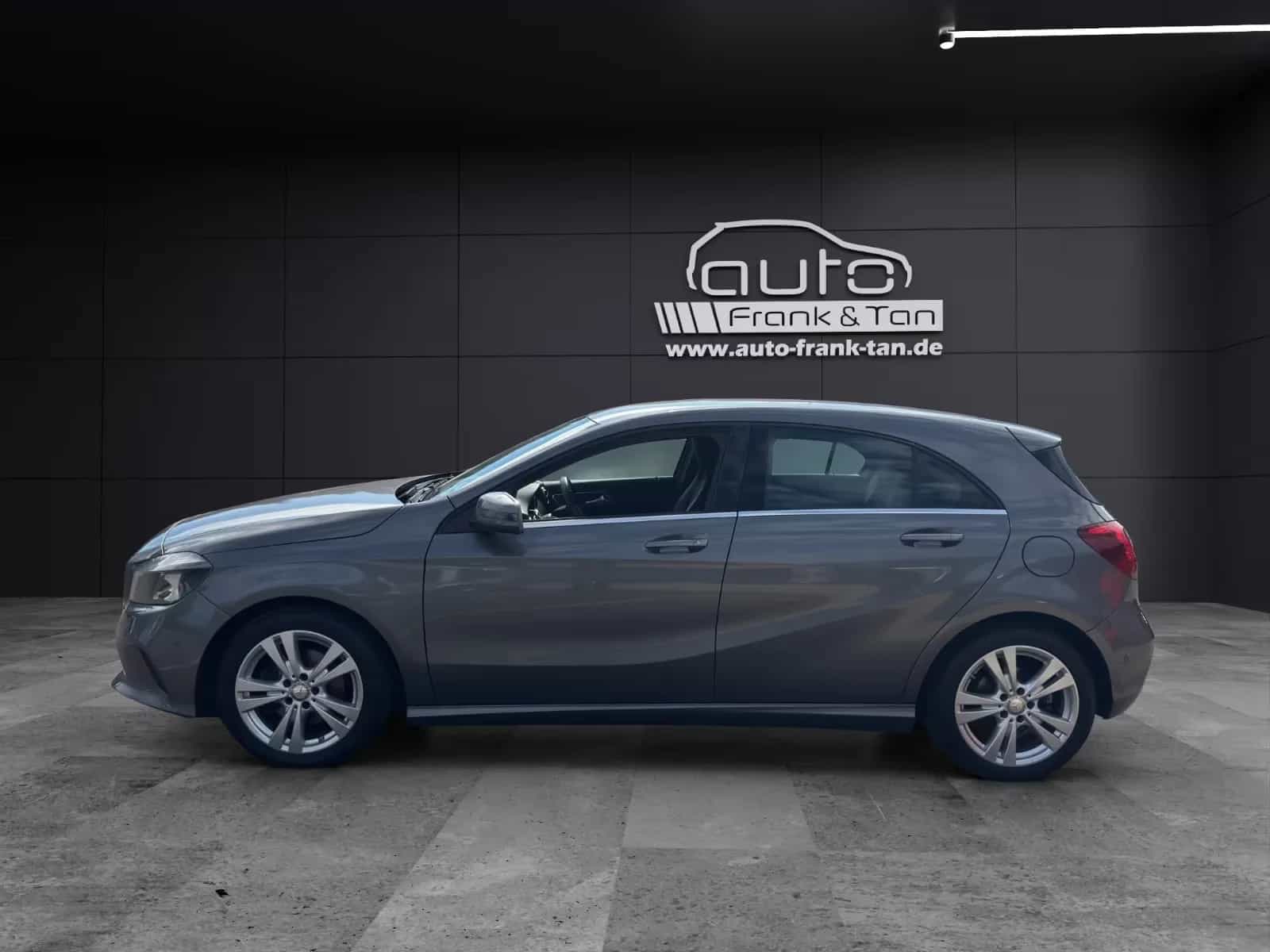 Mercedes-Benz A-Class 200 07/2016-photo-2