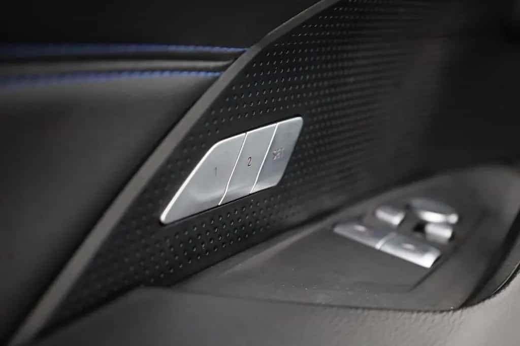 BMW 4 Series 420i Coupe M-Sport Aut. LED Navi 360° Pano 03/2023-photo-31