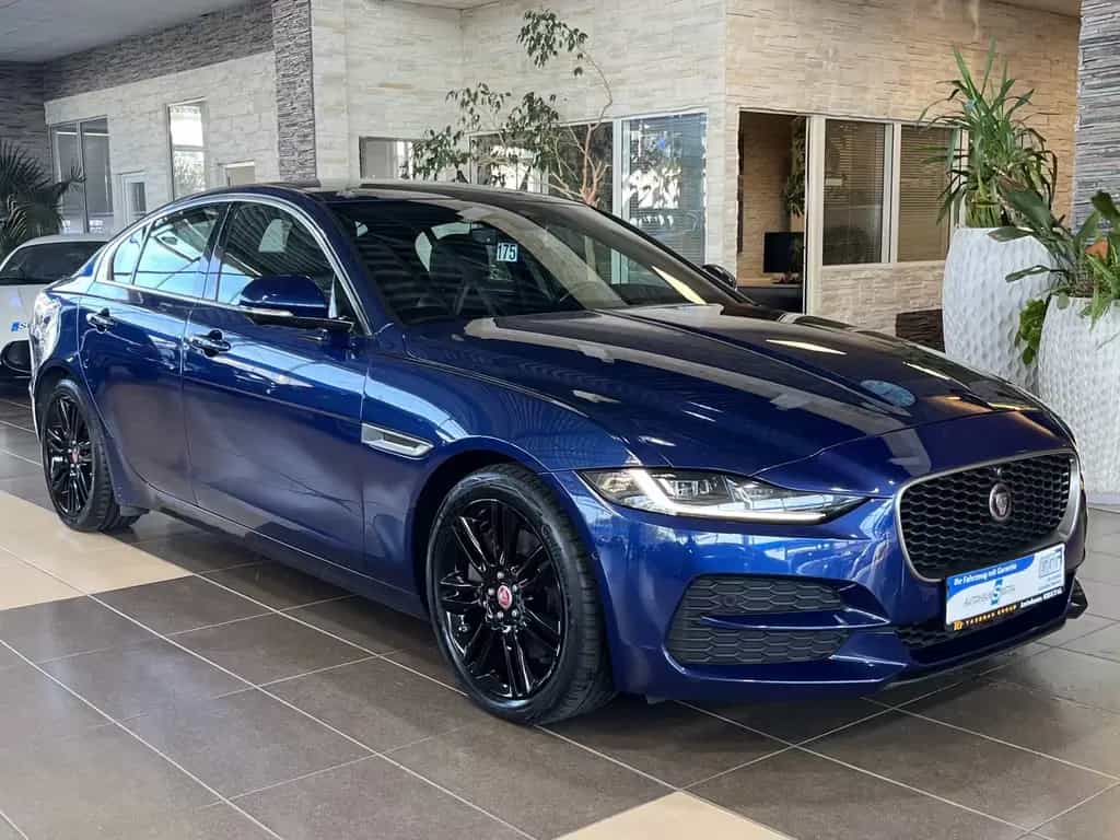 Jaguar XE S Premium*AHK*LED*ACC*Leder*Ambinte* 04/2021-photo-0