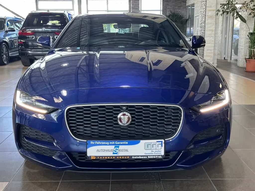 Jaguar XE S Premium*AHK*LED*ACC*Leder*Ambinte* 04/2021-photo-1